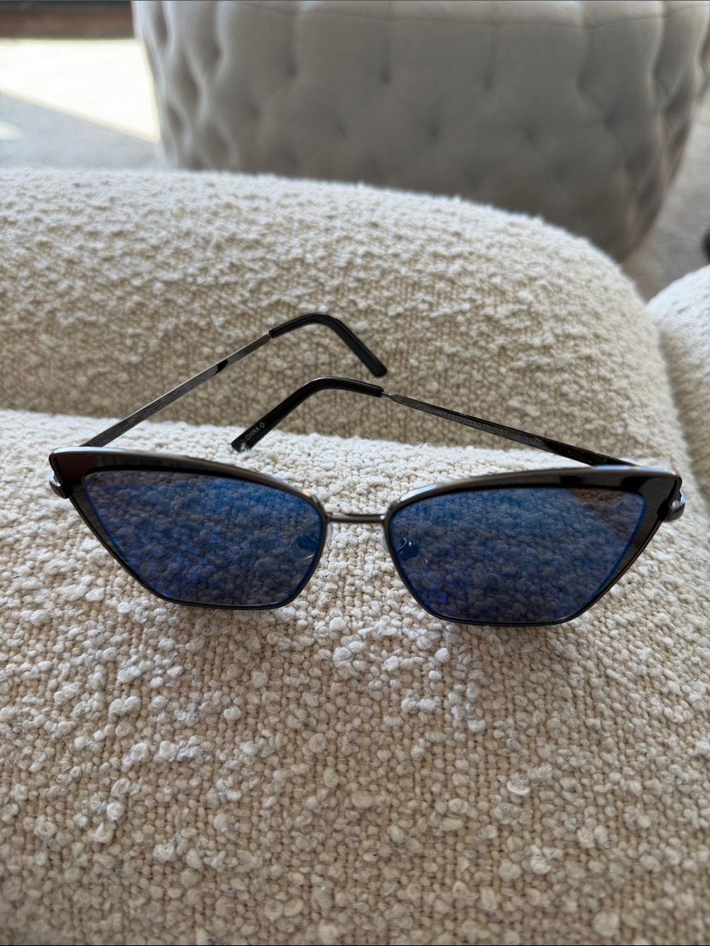 Foster Grant Women's Cat-Eye Sunglasses in Blue Lens